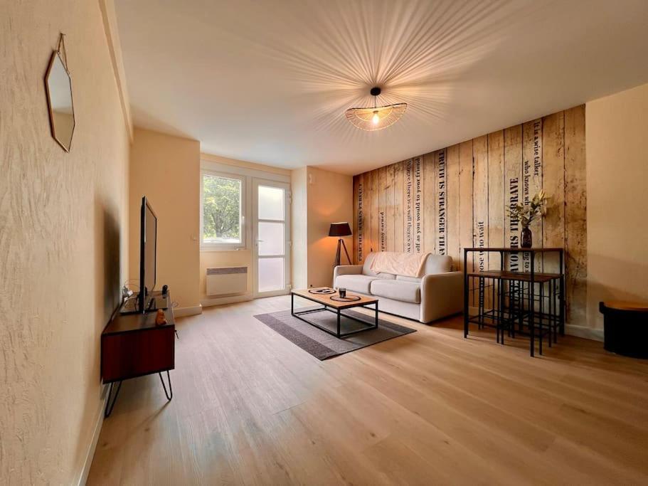 Appartement Climatise 4Prsn Au Pied De La Citadelle Besançon Esterno foto